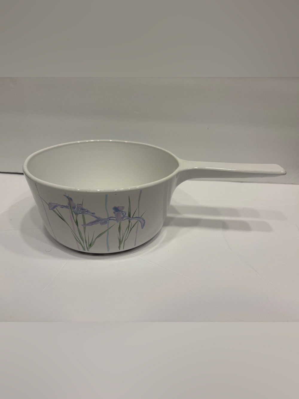 Vintage CorningWare Shadow Iris 1.5L Saucepan